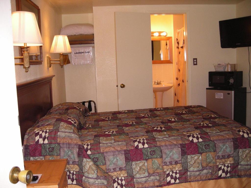 Falls Motel Thompson Falls Номер фото